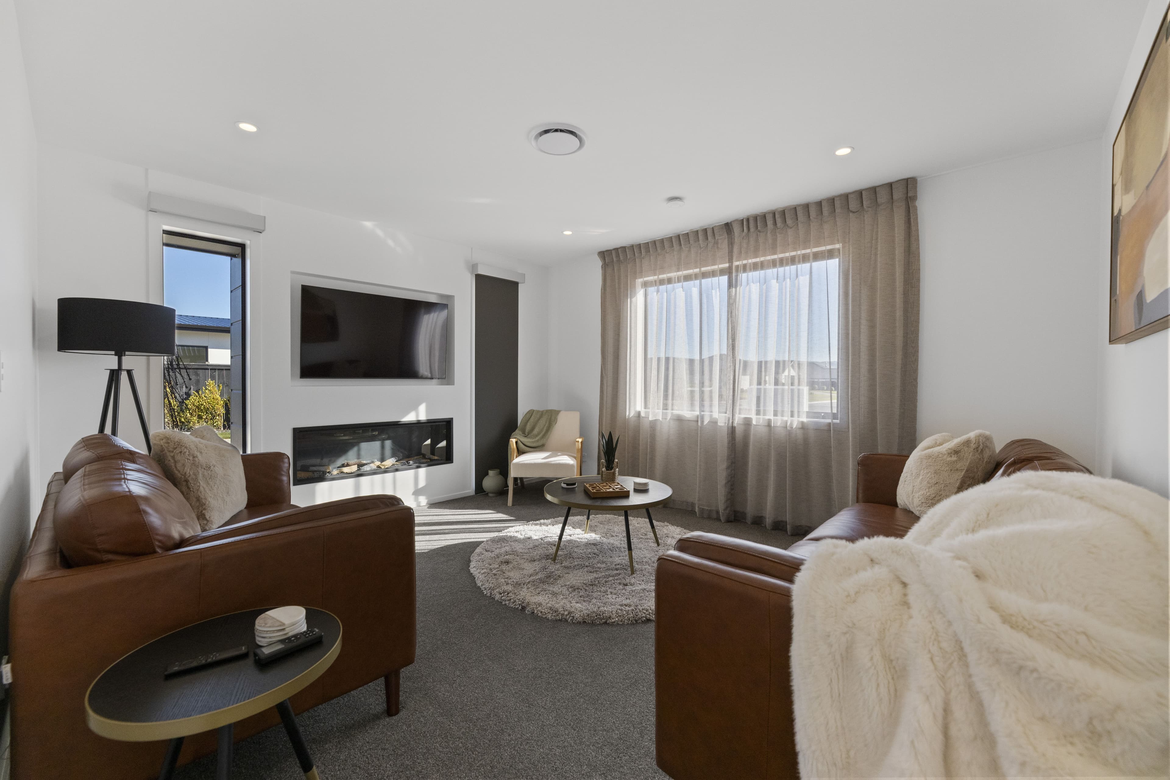 beautiful lounge living